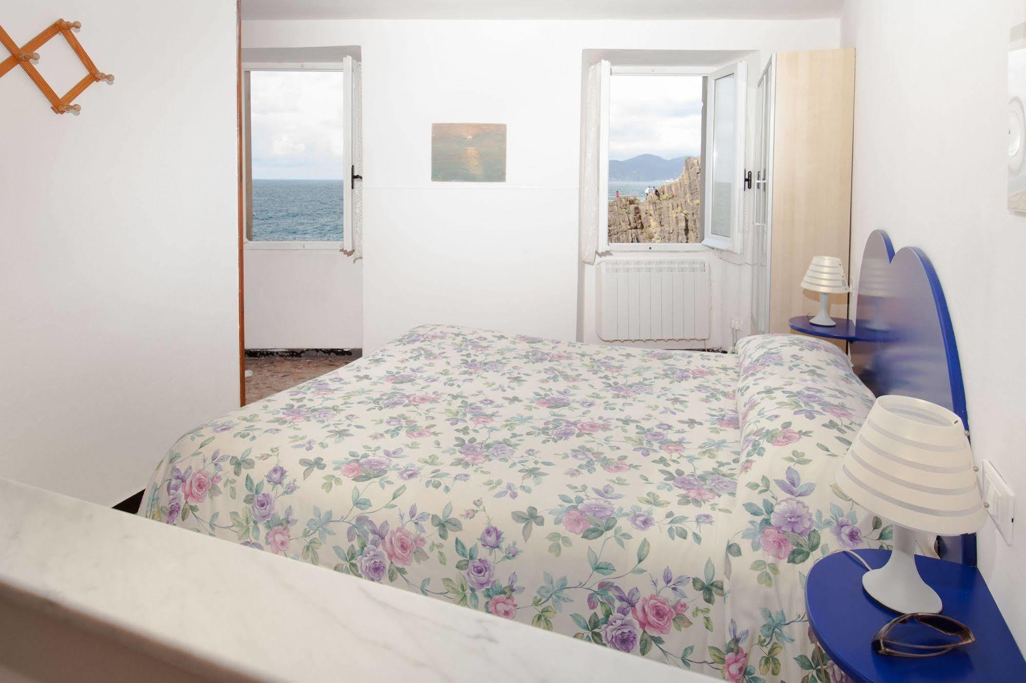 Appartamenti E Camere Edi Riomaggiore Buitenkant foto