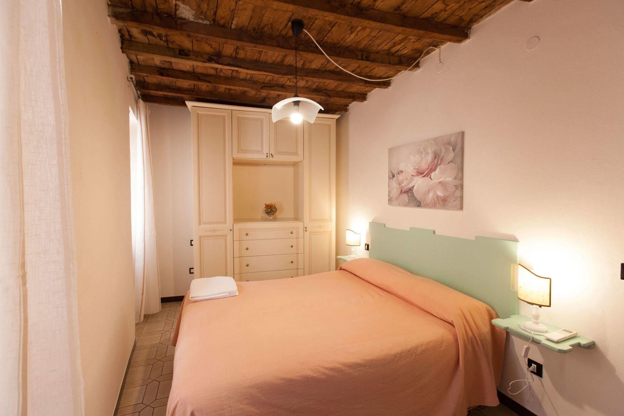 Appartamenti E Camere Edi Riomaggiore Buitenkant foto