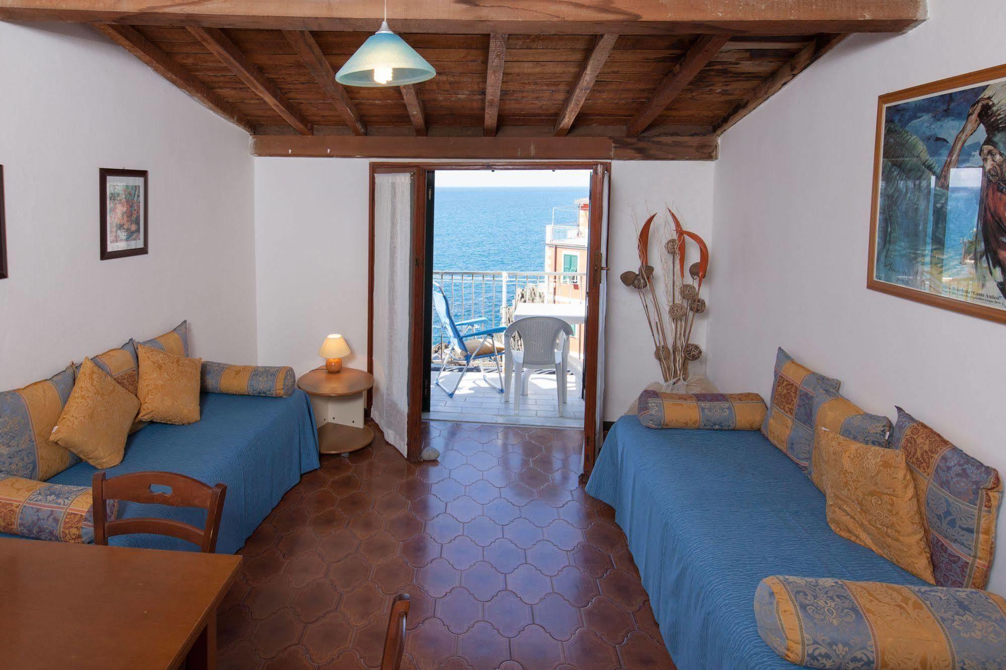 Appartamenti E Camere Edi Riomaggiore Buitenkant foto